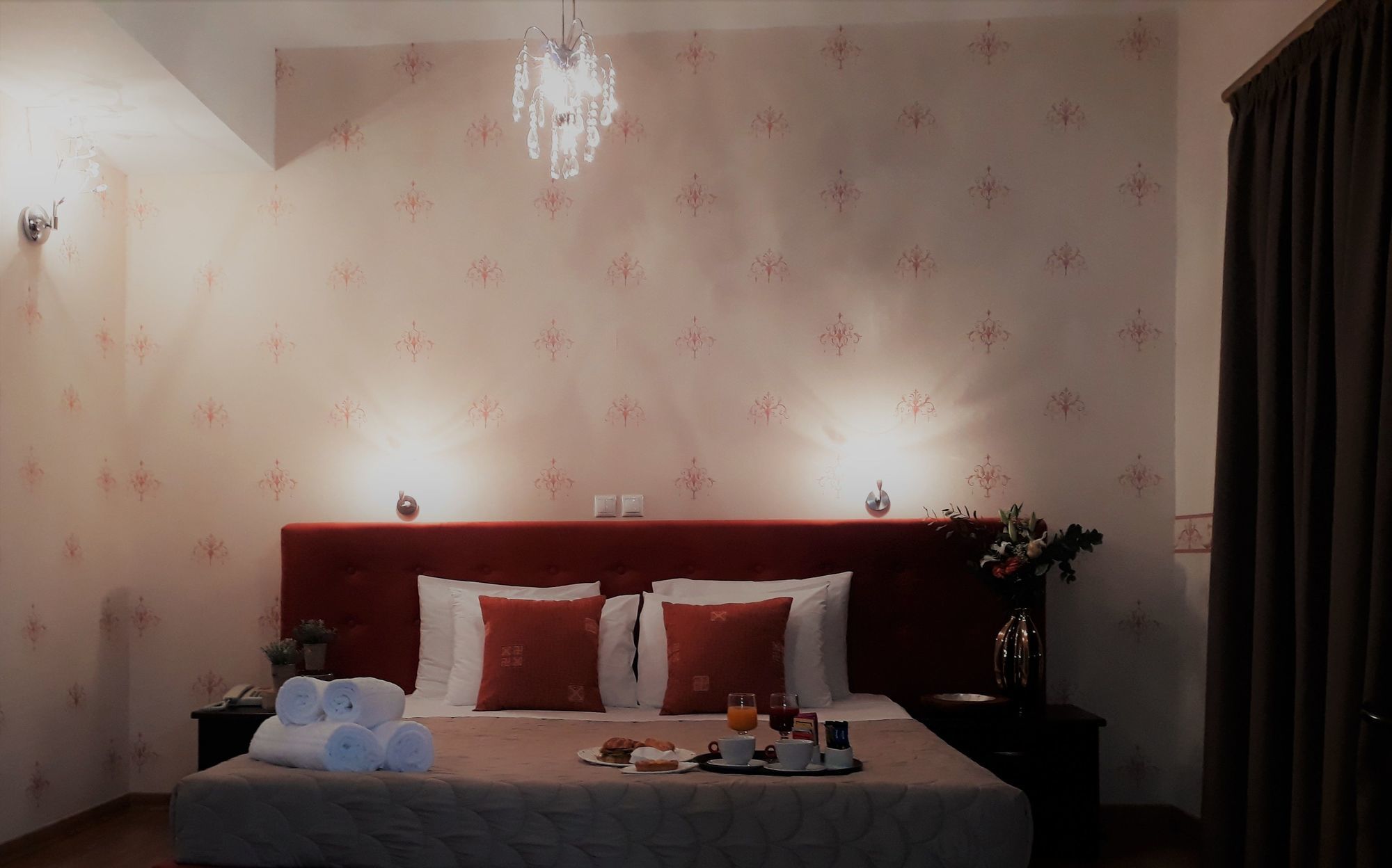 Grand Olympic Hotel 3*