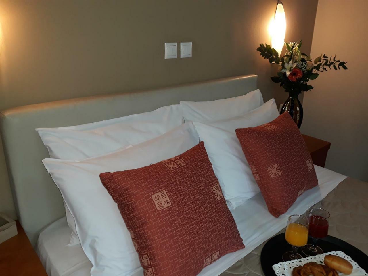 Hotel Grand Olympic 3*